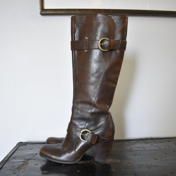 Knee High Brown Leather Born Boots size 8.5 US, side zipper, buckles - Picture 1 of 4